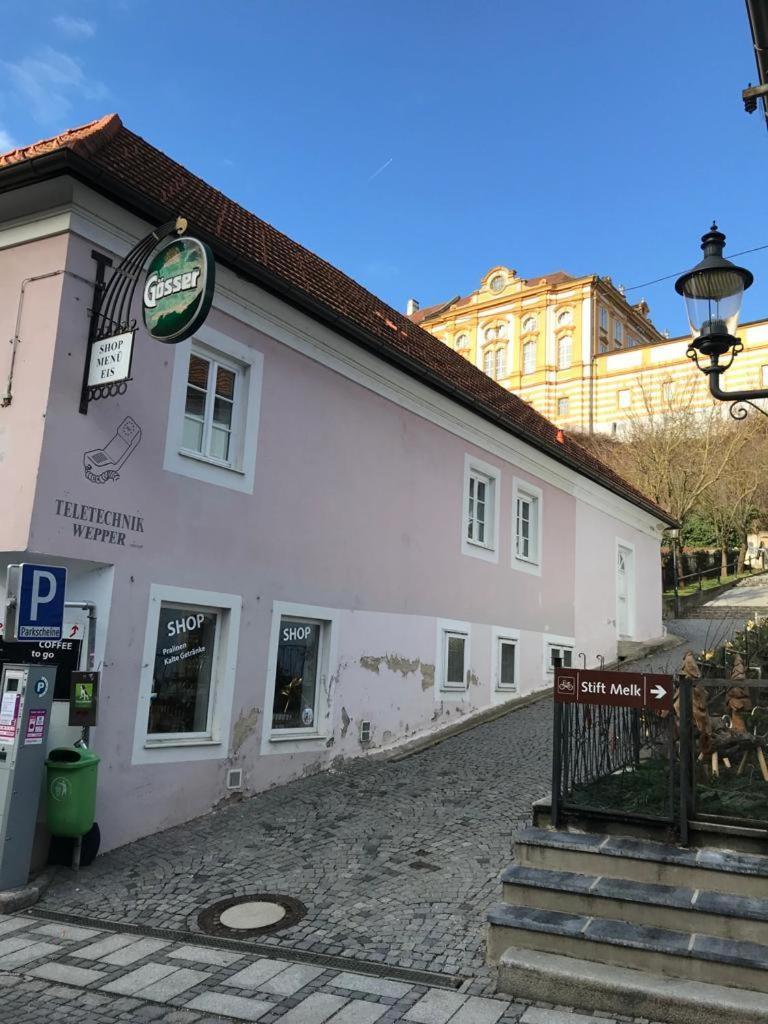 Schoen Wohnen Beim Stift Melk Exterior foto